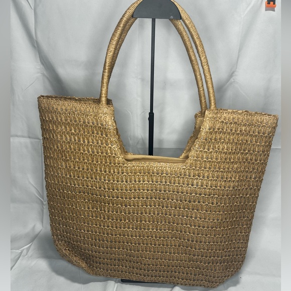 unbranded Handbags - NWT Tan Raffia Woven Tote Bag